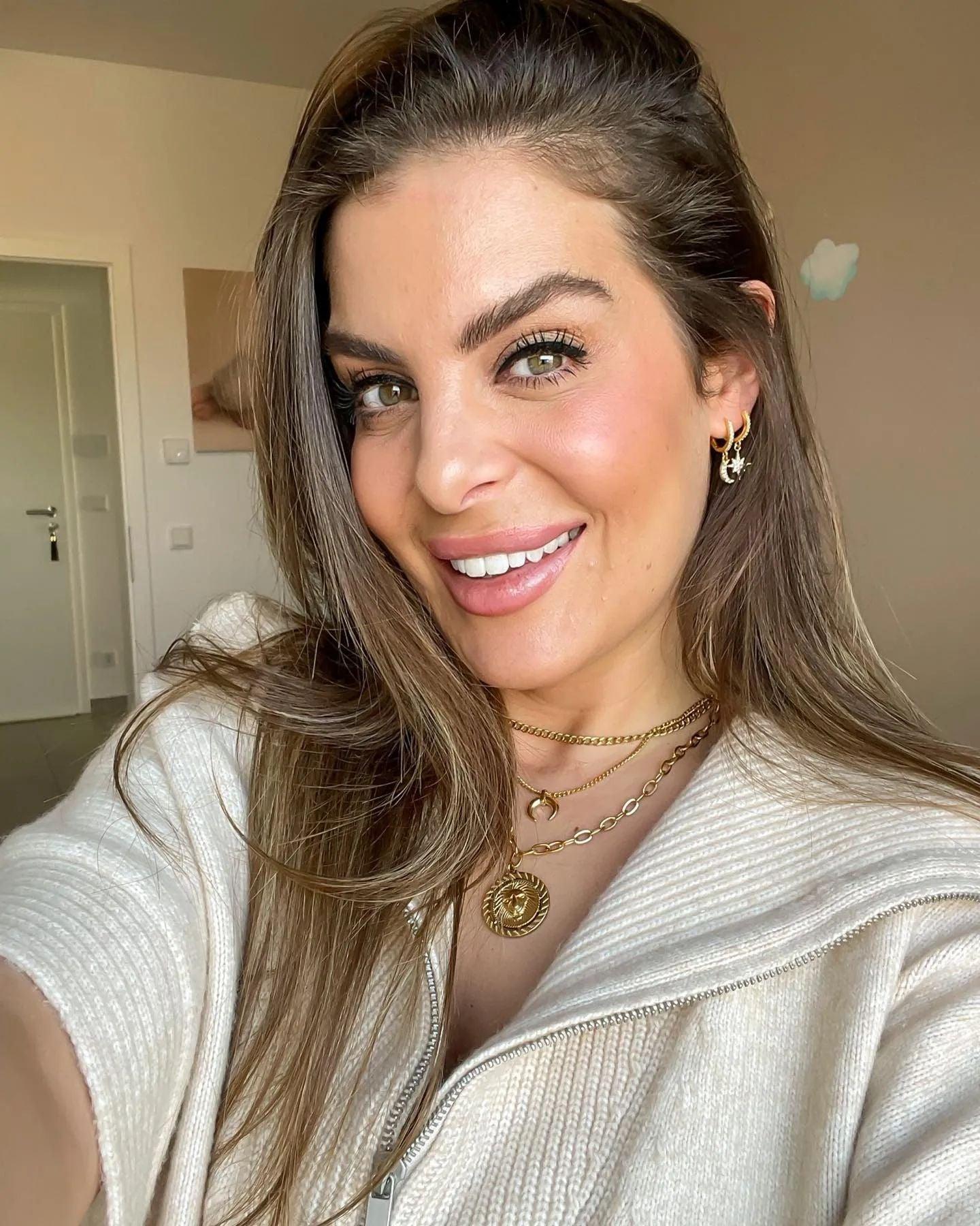 NORA NECKLACE